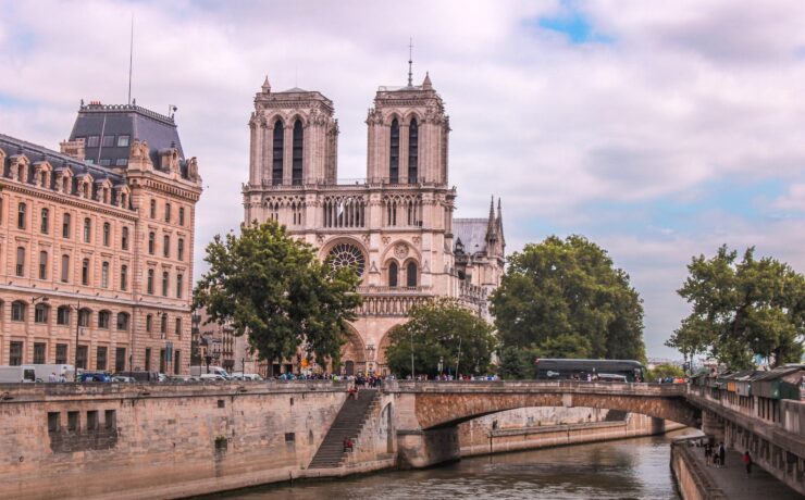 notre dame parigi francia chiesa